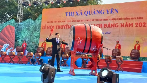 Khai mạc lễ hội truyền thống Bạch Đằng năm 2022