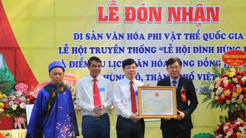 "Lễ hội Đình Hùng Lô" được công nhận là di sản văn hoá phi vật thể Quốc gia