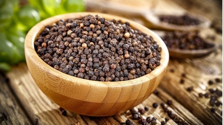 Cập nhật giá hồ tiêu hôm nay 10/4/2022: Tiếp tục giảm nhẹ tại vùng Đông Nam Bộ