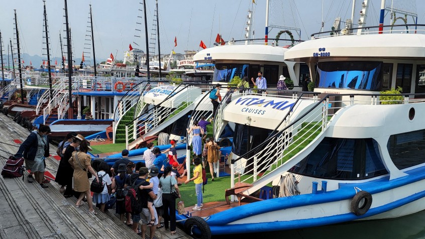 Quảng Ninh đón gần 150.000 lượt khách du lịch dịp Lễ Giỗ Tổ Hùng Vương