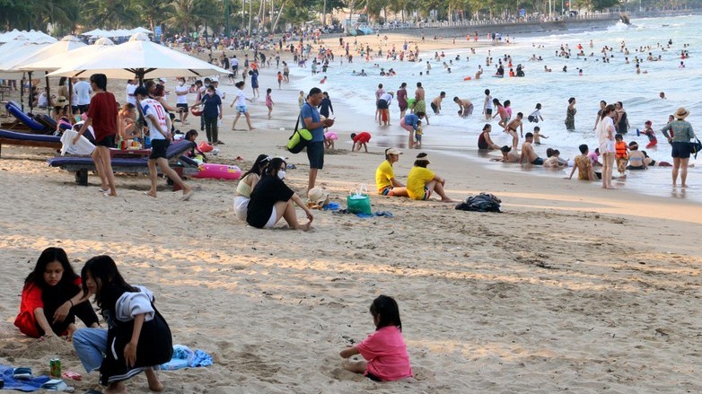 Khánh Hòa đón hơn 55 nghìn lượt khách du lịch dịp Lễ Giỗ Tổ Hùng Vương