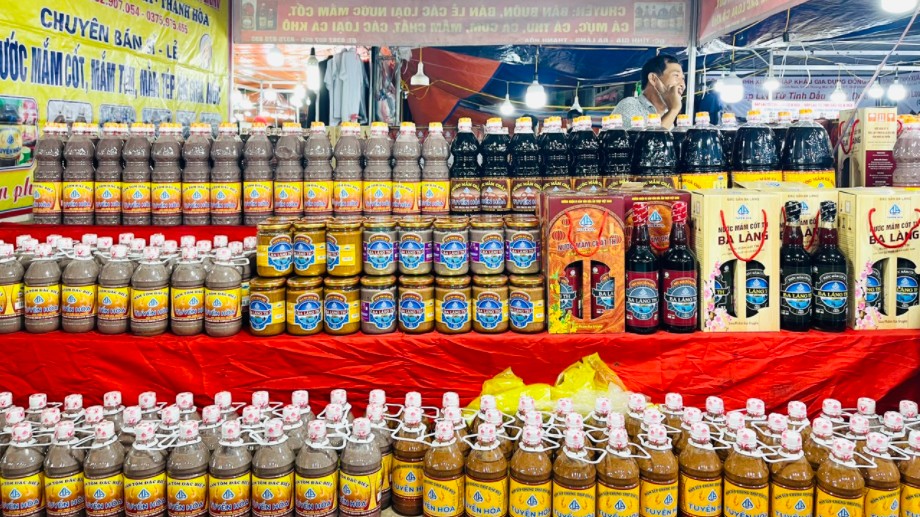 Khai mạc Hội chợ OCOP và Thương mại thành phố Uông Bí năm 2022