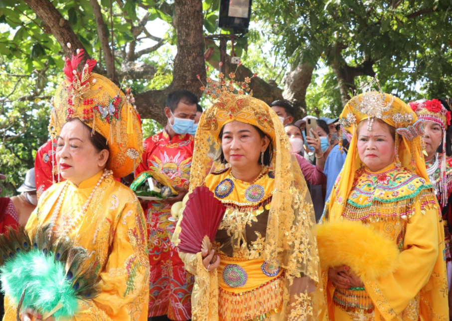 Chuẩn bị các nghi thức trong lễ hội Tháp Bà Ponagar năm 2022.