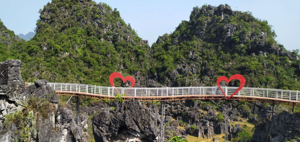 Lễ hội Chợ Phong lưu Khâu Vai được tổ chức từ ngày 25 - 27/4 với nhiều hoạt động đặc sắc