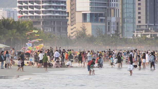 Đà Nẵng đón hơn 254.000 lượt khách du lịch dịp nghỉ lễ 30/4 - 1/5