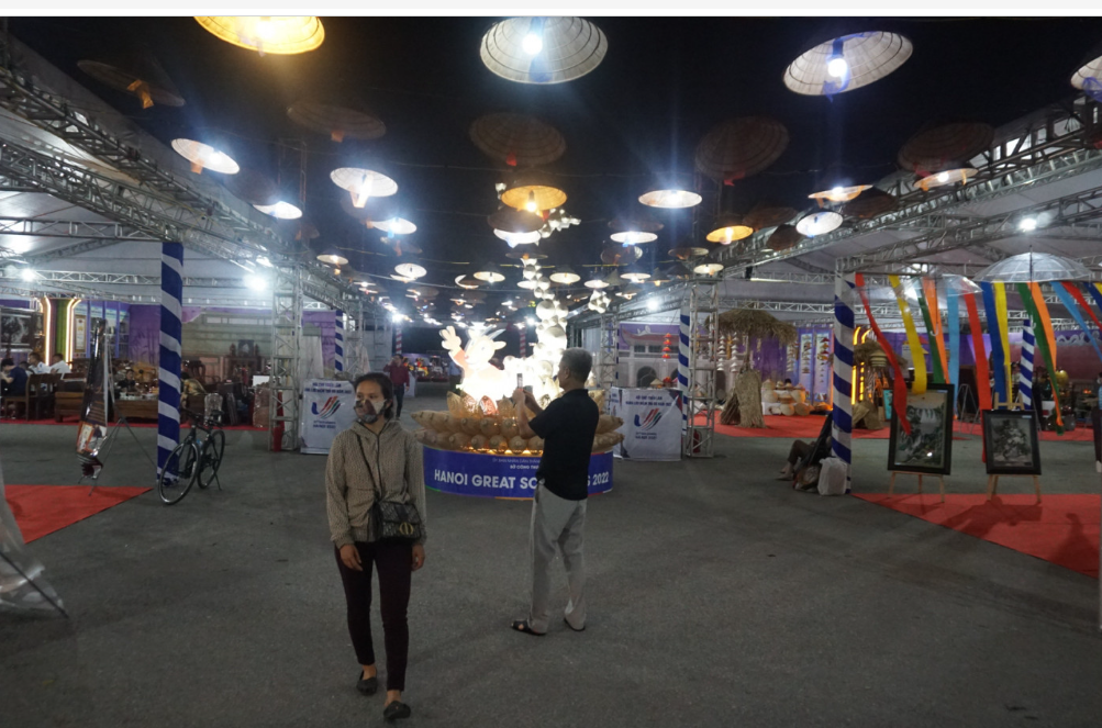 Khai mạc Hội chợ triển lãm hàng lưu niệm Thủ đô 2022 Khai mạc Hội chợ triển lãm hàng lưu niệm Thủ đô 2022