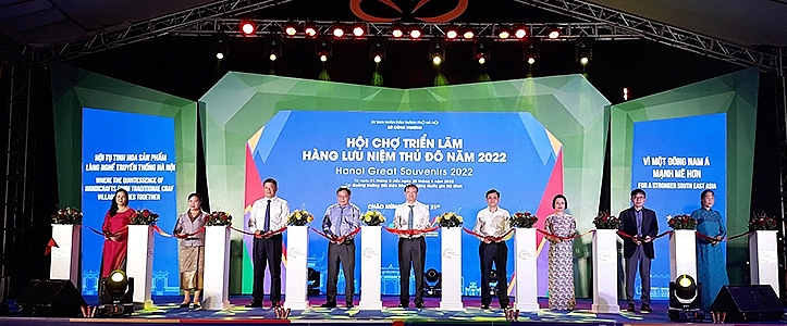 Khai mạc Hội chợ triển lãm hàng lưu niệm Thủ đô 2022 Khai mạc Hội chợ triển lãm hàng lưu niệm Thủ đô 2022