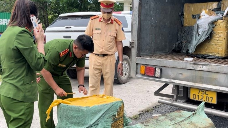 Quảng Trị : Ngăn chặn gần 4 tấn vú heo không rõ nguồn gốc