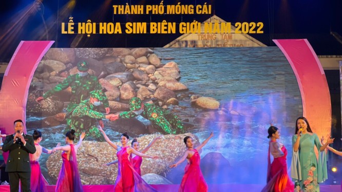 Quảng Ninh: Rộn ràng Lễ hội hoa Sim biên giới năm 2022