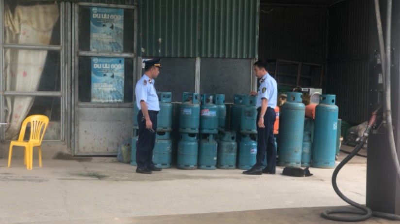 Hà Giang: Xử lý cơ sở vi phạm trong kinh doanh mặt hàng khí dầu mỏ hóa lỏng
