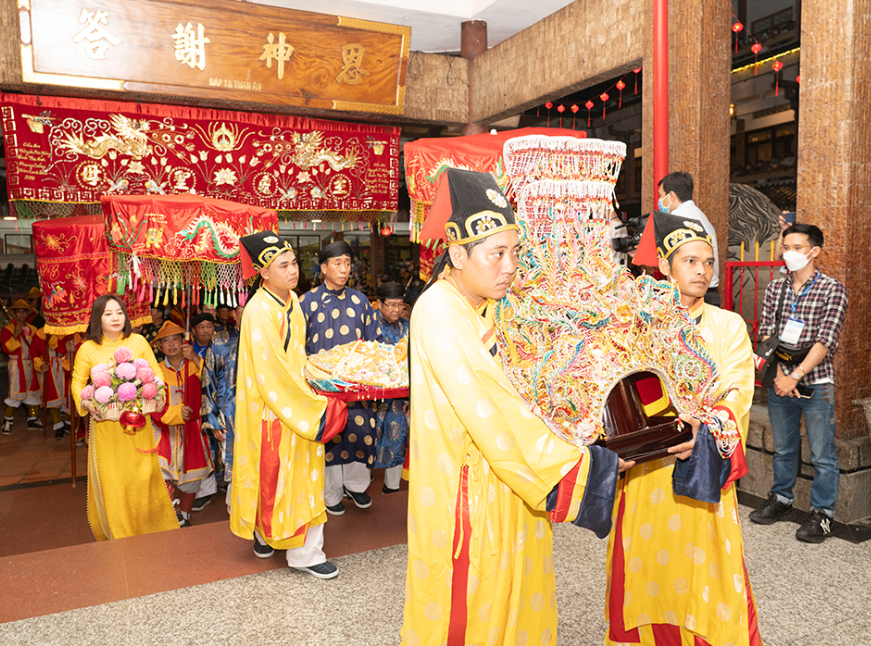 Tưng bừng khai hội Vía Bà Chúa Xứ núi Sam năm 2022