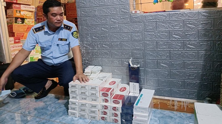 Gia Lai: Phát hiện 01 cơ sở kinh doanh 470 bao thuốc lá điếu ngoại nhập lậu