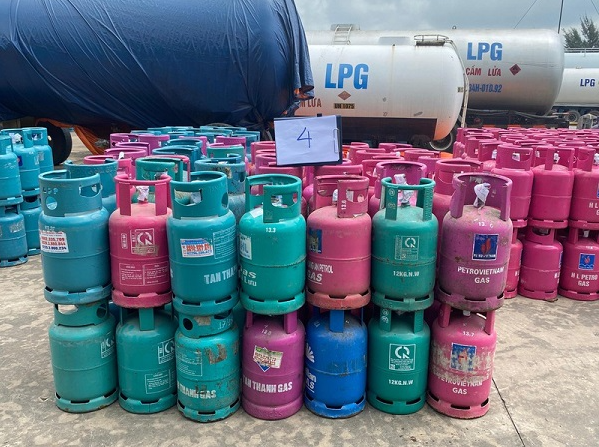 Hải Dương: Triệt phá điểm sang chiết gas trái phép