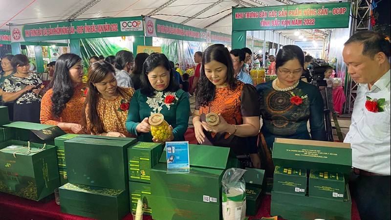 Khai mạc “Ngày hội nông sản - OCOP tỉnh Bắc Kạn năm 2022”