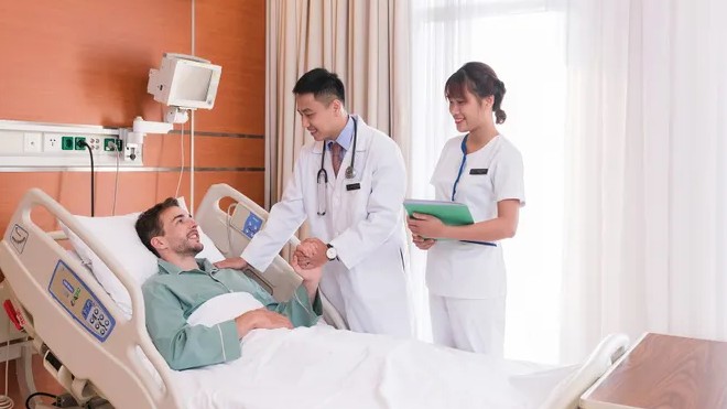 Hồ sơ hưởng chế độ ốm đau gồm những gì?