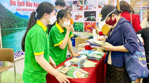 Bắc Kạn đón 234.700 lượt khách du lịch trong 6 tháng đầu năm