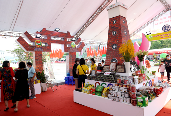 Cả nước đã có 7.463 sản phẩm OCOP được xếp hạng 3 sao trở lên