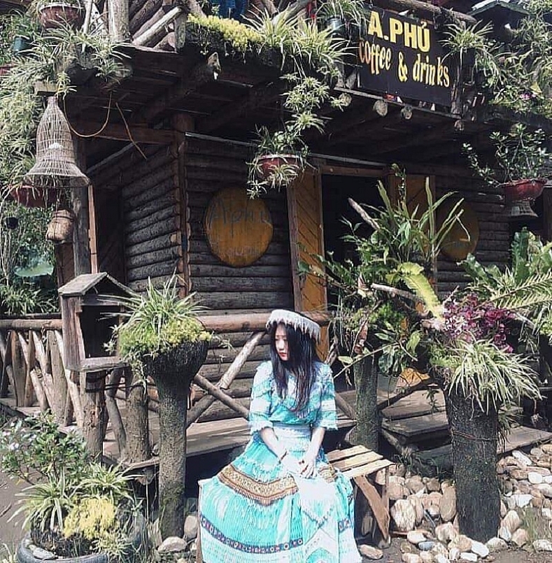 Review Sapa: Bản Cát Cát - Ngôi làng cổ đẹp nhất vùng Tây Bắc