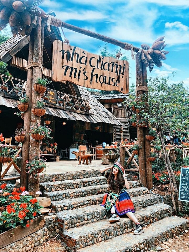 Review Sapa: Bản Cát Cát - Ngôi làng cổ đẹp nhất vùng Tây Bắc