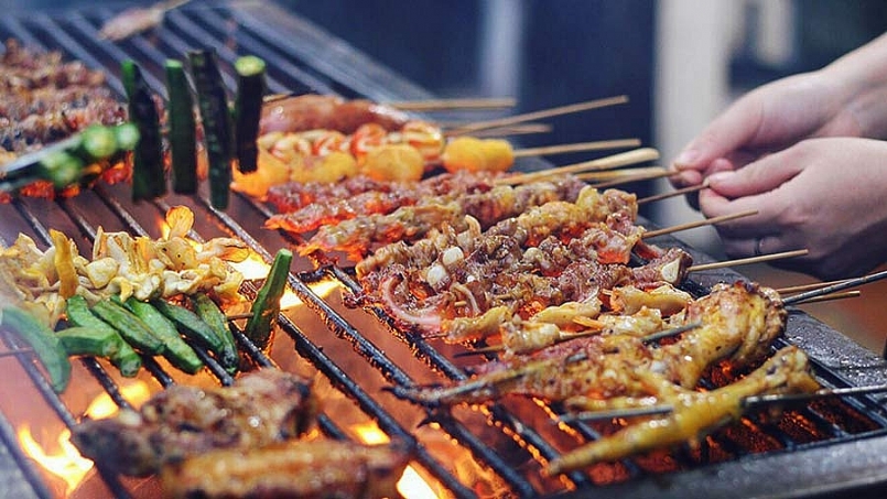 Thưởng thức món nướng Sapa thơm ngon tại đỉnh đèo Ô Quy Hồ