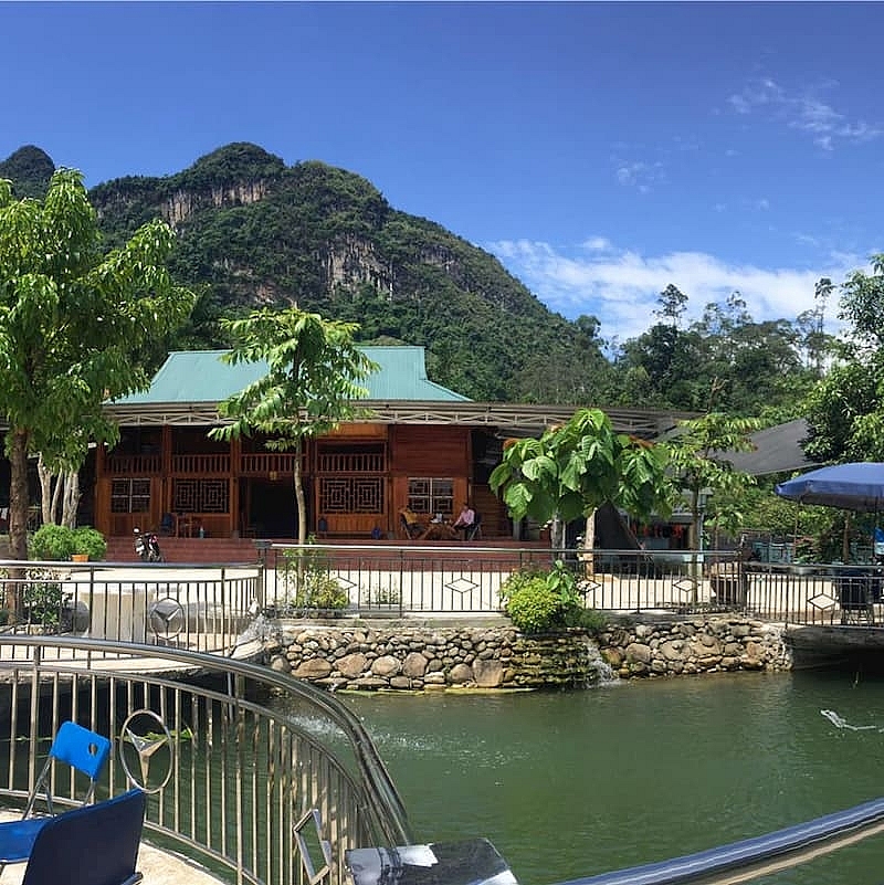 Nhà hàng Sơn Thúy Nhà hàng Sơn Thúy