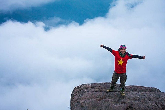 Chinh phục đỉnh Pha Luông – Nóc nhà của Mộc Châu Chinh phục đỉnh Pha Luông – Nóc nhà của Mộc Châu