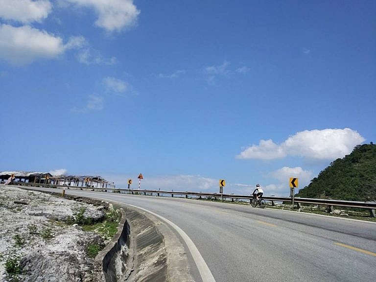 Đến Thung Khe vào mùa đông và mở tiệc nhỏ ngay chân núi thật thú vị