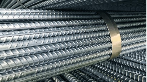 Giá sắt thép hôm nay 24/9: Chiều hướng đi xuống