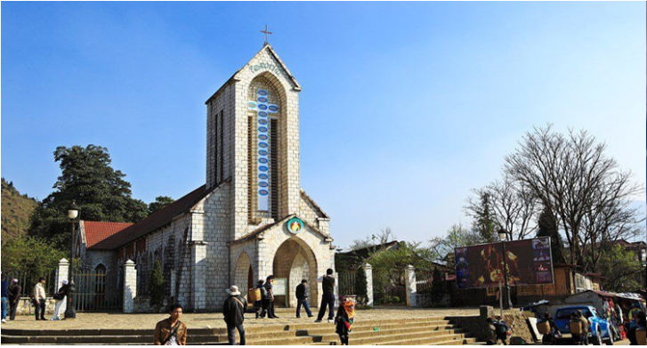 Nhà thờ đá Sapa – Kiến trúc châu Âu giữa núi rừng Tây Bắc