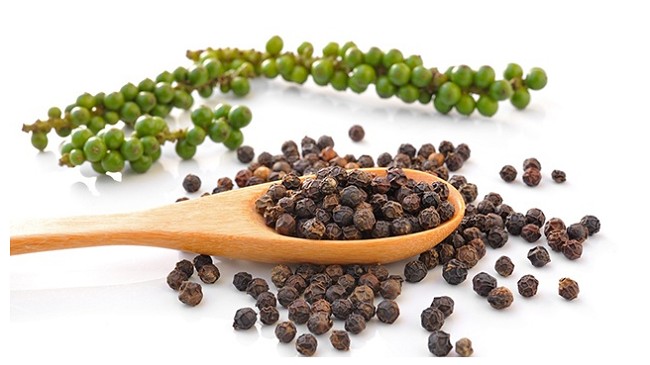 Cập nhật giá hồ tiêu hôm nay 10/10/2021: Tăng 500 đồng/kg