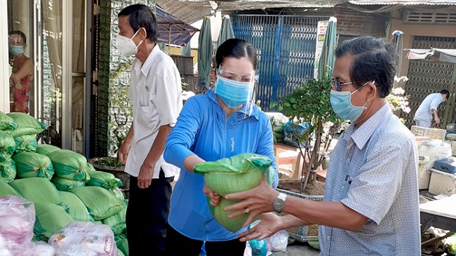 Sáu nhóm đối tượng được hỗ trợ khó khăn do dịch COVID-19