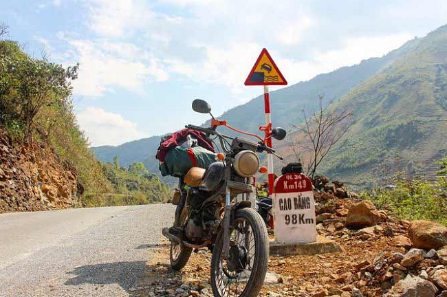 Suối Lê Nin - Trái tim xanh của núi rừng Pác Bó Suối Lê Nin - Trái tim xanh của núi rừng Pác Bó