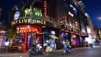 TPHCM đề xuất mở vũ trường, karaoke, quán bar, hàng rong
