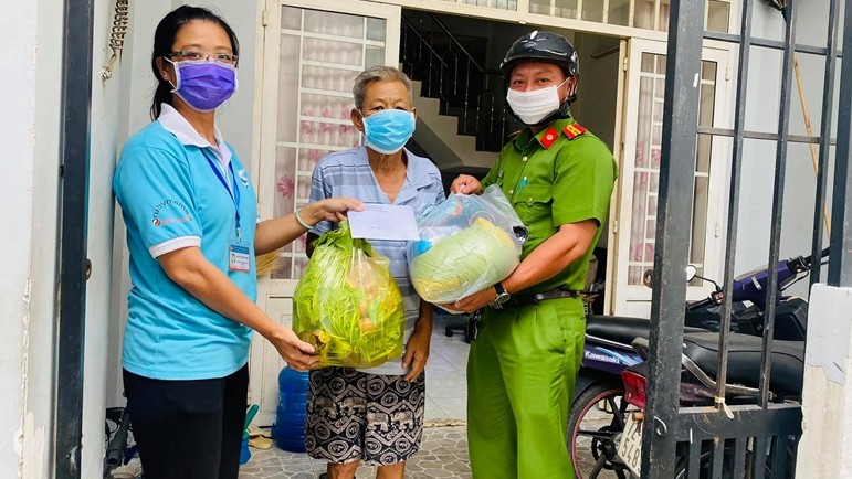 Giáo viên mầm non không tham gia BHXH có được nhận hỗ trợ?