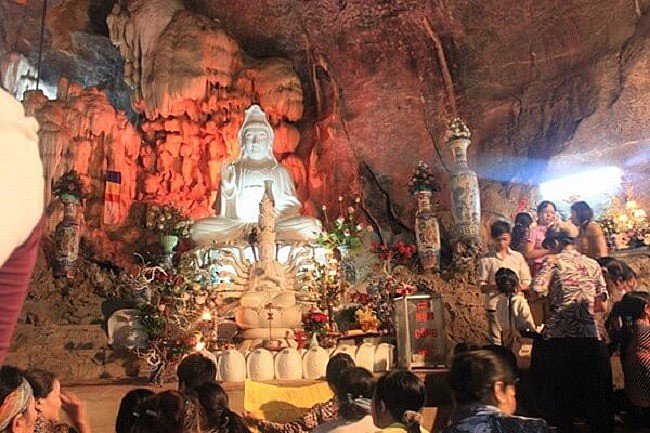 Tham Quan Thung Nai - “Vịnh Hạ Long trên cạn” của Hòa Bình Tham Quan Thung Nai - “Vịnh Hạ Long trên cạn” của Hòa Bình