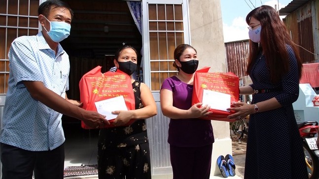 Bến Tre bổ sung công việc làm thuê được nhận hỗ trợ khó khăn