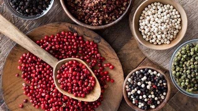 Cập nhật giá hồ tiêu hôm nay 17/11/2021: Đứng yên trên cả nước