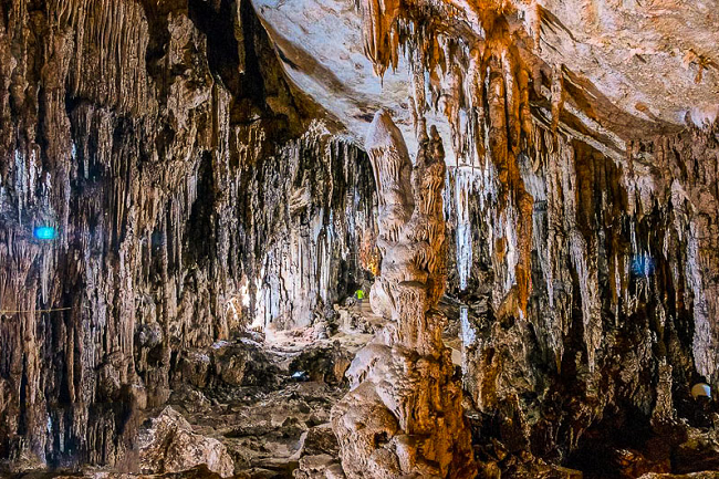 Những ngõ ngách trong động Nàng Tiên như \'phòng nghỉ\' cho những nàng tiên trú lại Những ngõ ngách trong động Nàng Tiên như \'phòng nghỉ\' cho những nàng tiên trú lại