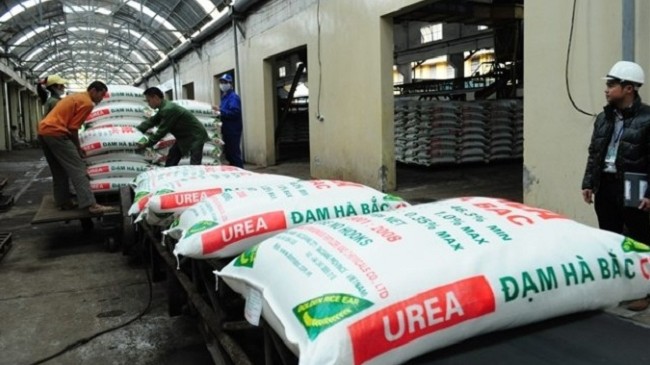 Nhập khẩu phân bón làm nguyên liệu cần những thủ tục gì?