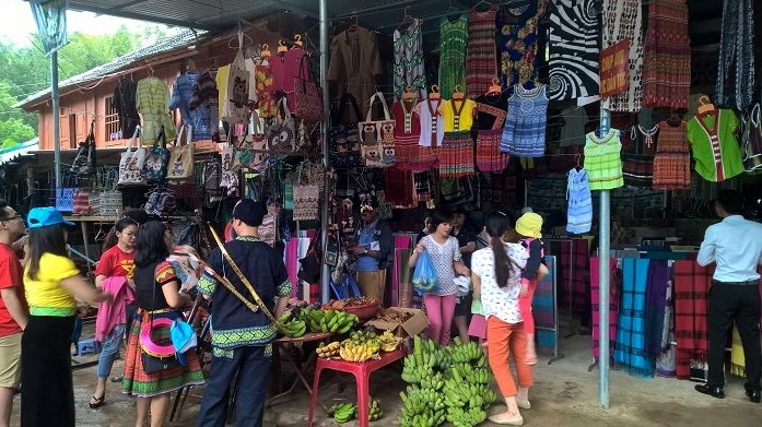 Tham quan bản Lác – Trải nghiệm sự độc đáo và bình yên của núi rừng Tây Bắc