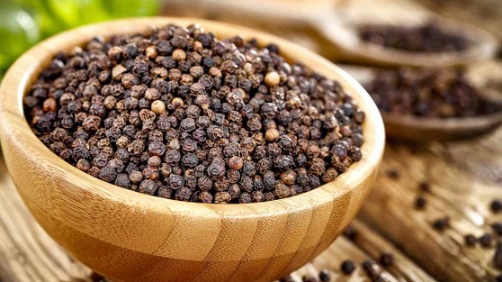 Cập nhật giá hồ tiêu hôm nay 23/11/2021: Đứng yên trên diện rộng