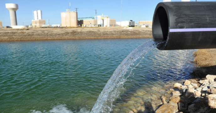 Nước thải sau khi xử lý được xả ra mạng lưới hồ cảnh quan có đúng với quy định?