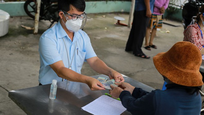 Điều kiện, thủ tục nhận hỗ trợ theo diện tạm hoãn hợp đồng