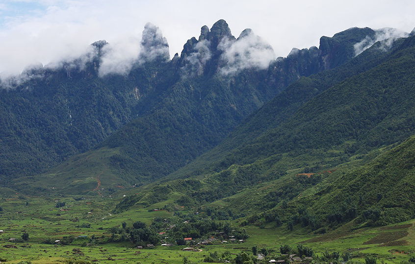 Chinh phục Ngũ Chỉ Sơn – Đệ nhất sơn quan vùng Tây Bắc