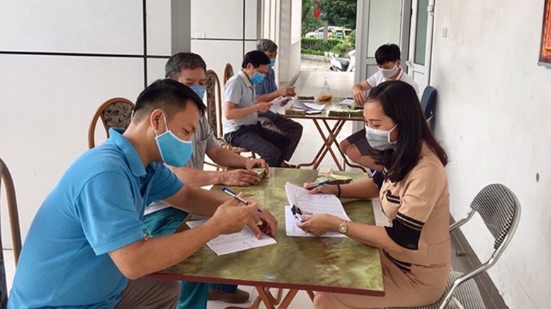 Có được nhận đồng thời hỗ trợ theo hộ kinh doanh và lao động tự do?