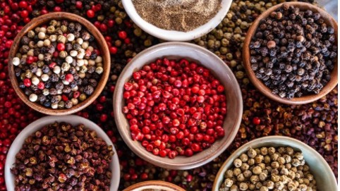 Cập nhật giá hồ tiêu hôm nay 18/12/2021: Thị trường ổn định