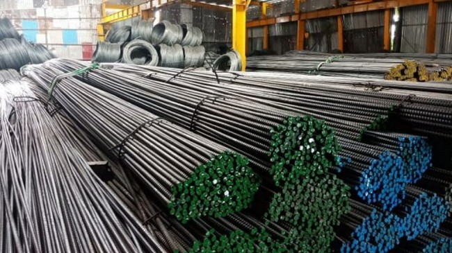 Cập nhật giá sắt thép hôm nay 21/12/2021: Quay đầu giảm