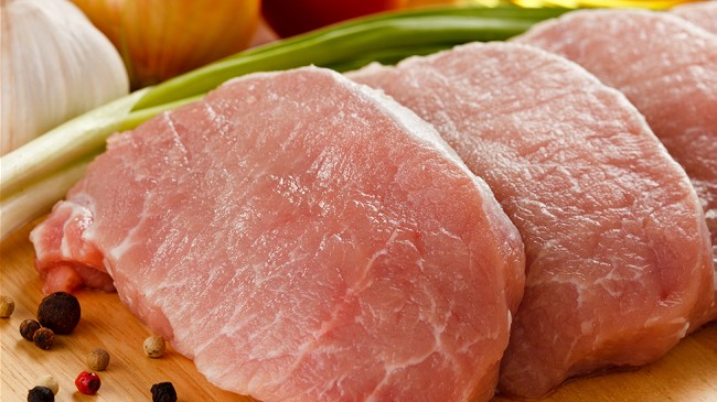 Cập nhật giá thịt lợn hôm nay 24/12/2021: Thị trường lặng sóng