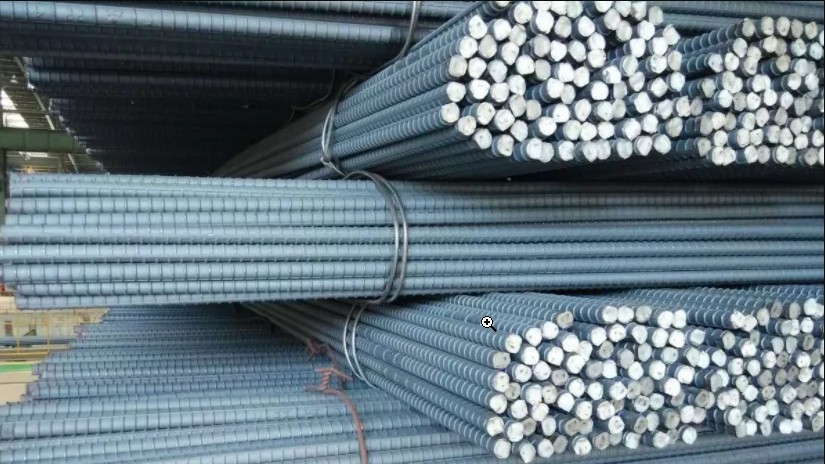 Cập nhật giá sắt thép hôm nay 27/12/2021: Quay đầu giảm