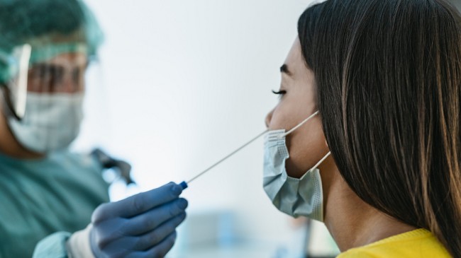 Để được công đoàn hỗ trợ cần xét nghiệm COVID-19 bằng hình thức nào?